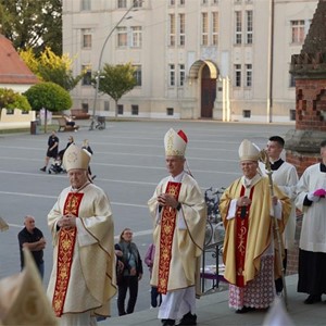 Proslavljen srebrni biskupski jubilej đakovačko-osječkog nadbiskupa Đure Hranića